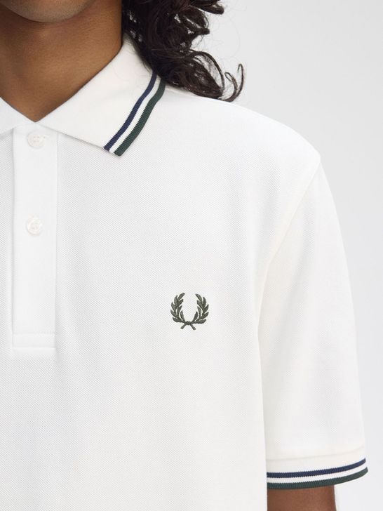 polo-fred-perry-twin-tipped-da-uomo-bianco-cf0e91