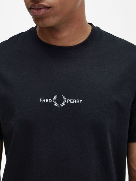 t-shirt-fred-perry-embroidered-da-uomo-nero-c2c234