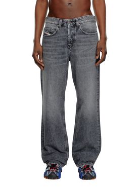 Diesel 2001 Herren D-Macro Straight Jeans - Schwarz